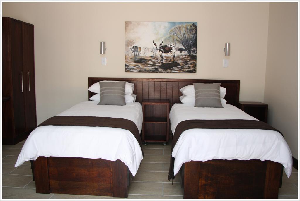 Be At Home Guesthouse Klerksdorp Ruang foto