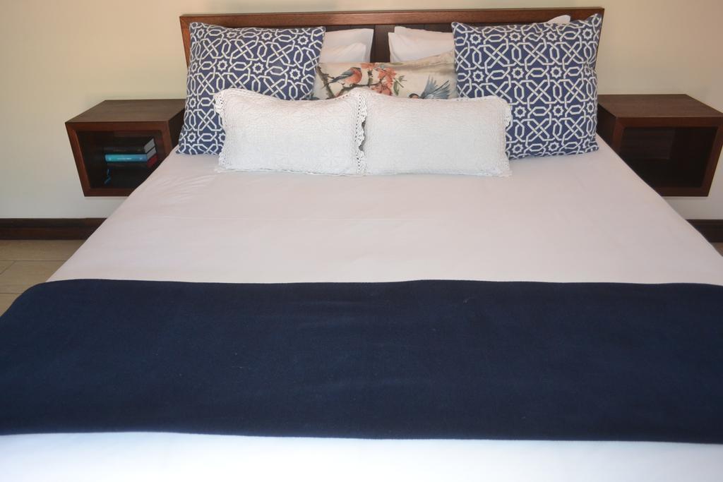 Be At Home Guesthouse Klerksdorp Bagian luar foto