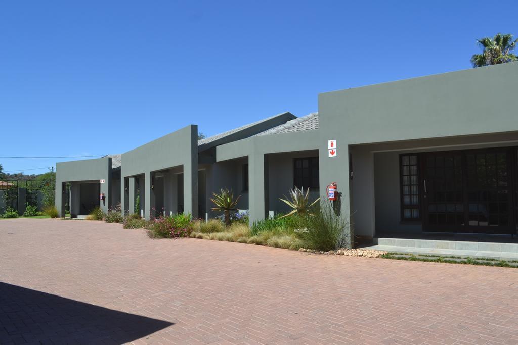 Be At Home Guesthouse Klerksdorp Bagian luar foto