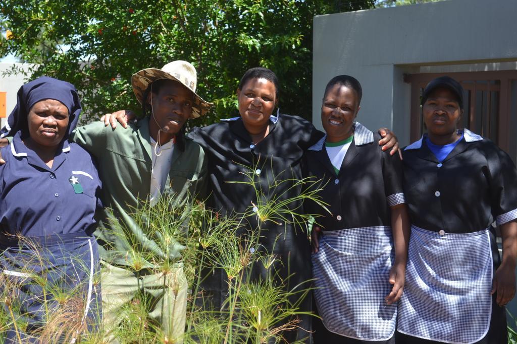 Be At Home Guesthouse Klerksdorp Bagian luar foto